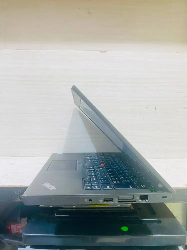 Lenovo Thinkpad X270 Intel Core I5 Gen 7 Ram 4GB SSD 256GB