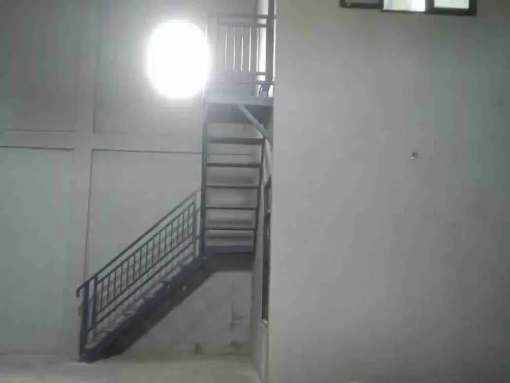 Disewakan gudang di Mustikasari

Luas tanah 495 m2
Luas gedung 420 m2 udah include kantor 2 lantai.
Lebar 11 mtr
Panjng 45 mtr
Listrik 10.600 kva
Ruang kantor 2
Kmar mndi 3
Minimal sewa 2 tahun 
Harga 275JT