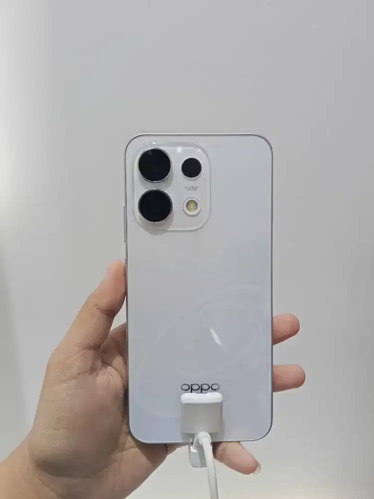 OPPO Reno16 F 5G