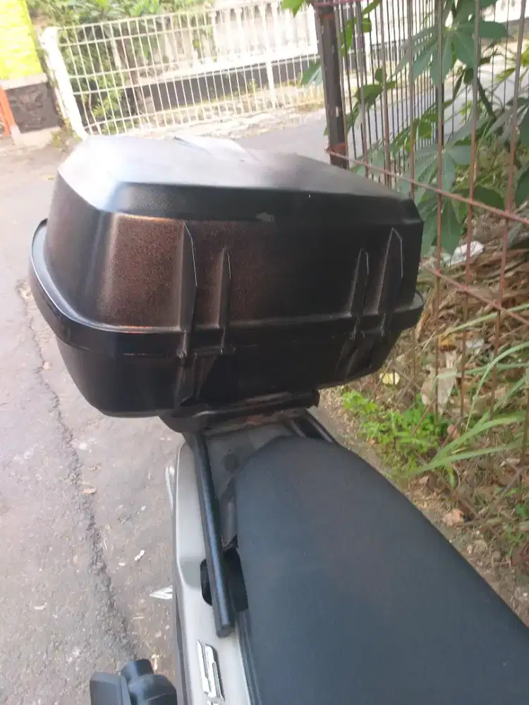 Dijual box givi e20n