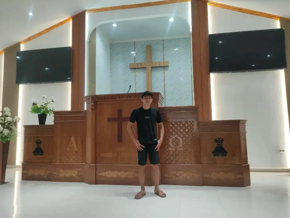 Mimbar gereja minimalis full kayu jati