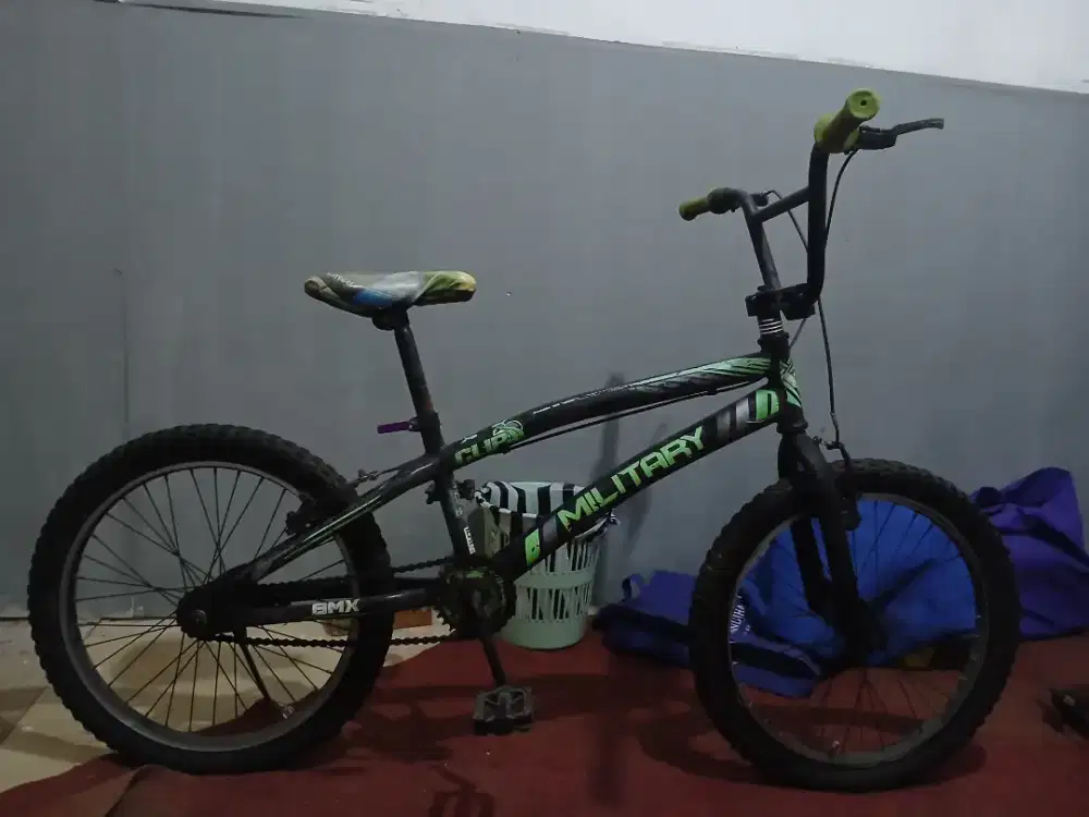 BMX MILITARY 20 INCH