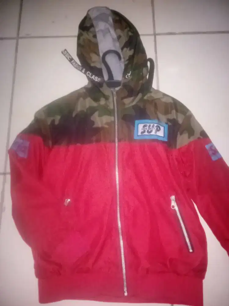 Jaket parasut anak bisa bolak balik minus pemakaian no 12