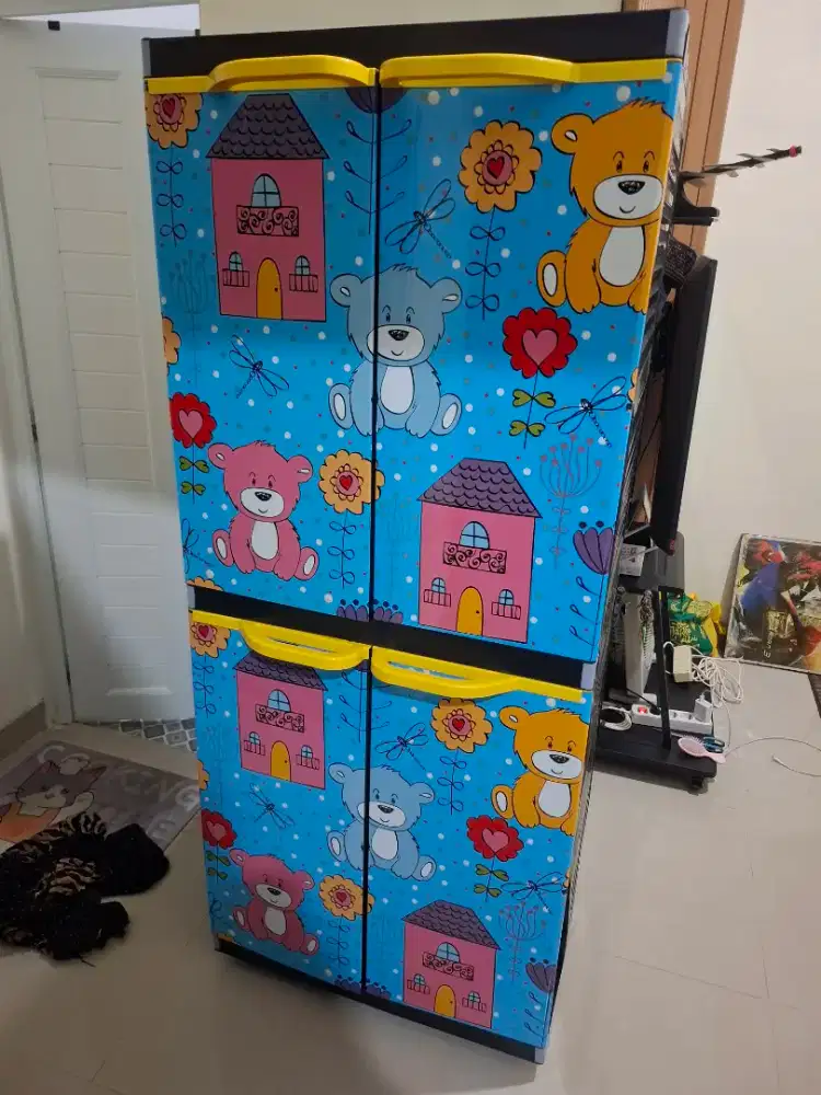 Lemari Plastik 70x50x170cm