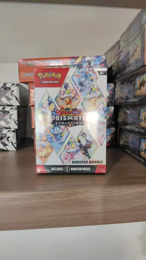 TCG Pokemon Prismatic Evolution Bundle