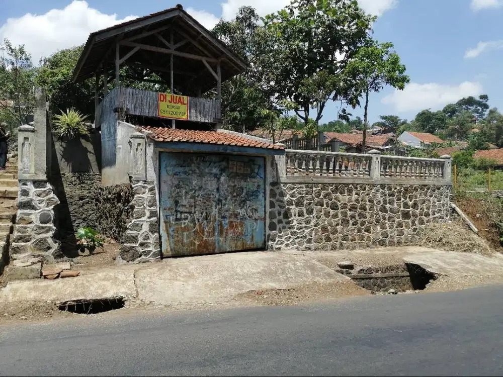 Dijual Tanah Pinggir Jalan dekat pintu Tol Pamulihan Sumedang