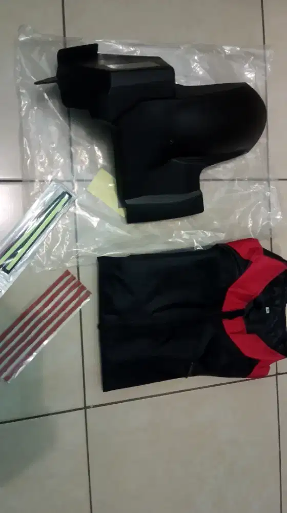 Jaket honda dan  Spakbor kolong