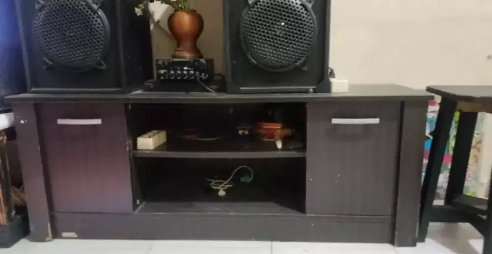 Buffet minimalis