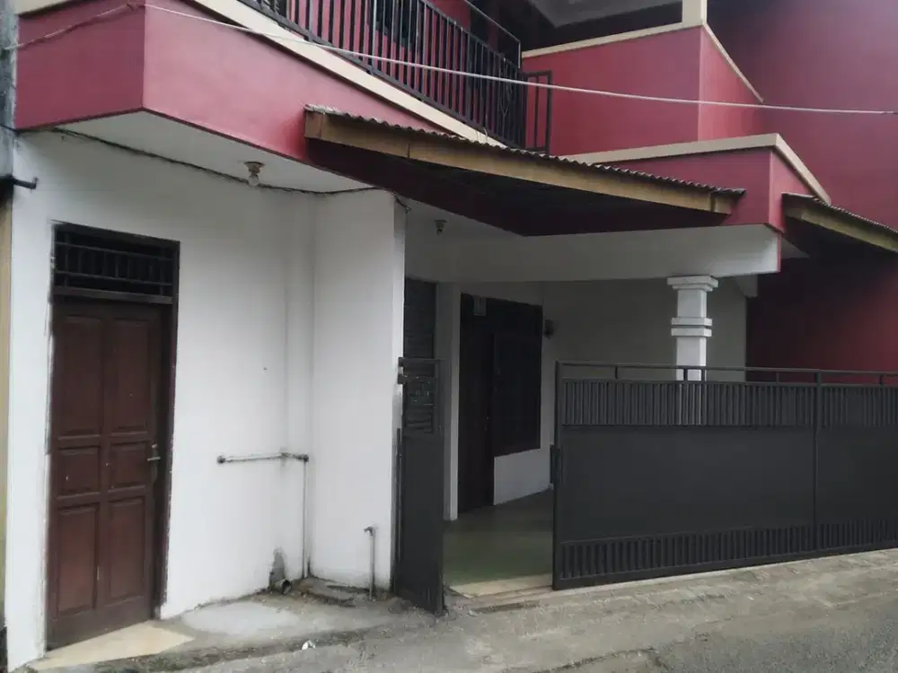 DIJUAL RUMAH 2 LANTAI DI LENTENG AGUNG, JAGAKARSA - JAKARTA SELATAN