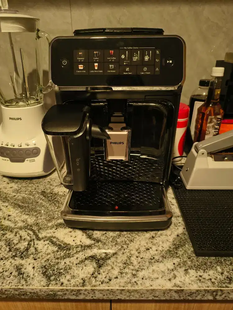 Philips Latte Go EP3341/30 (Masih Garansi 23 Bulan)