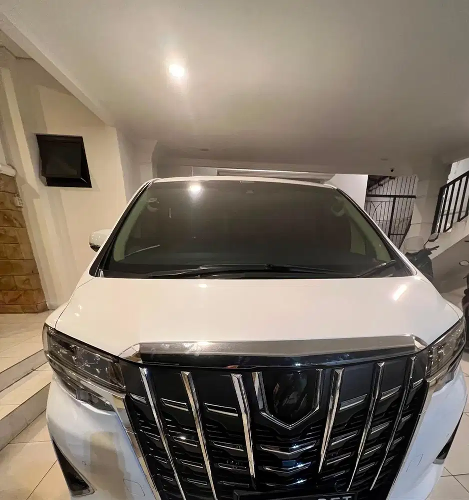 Di jual toyota alphard (2022)