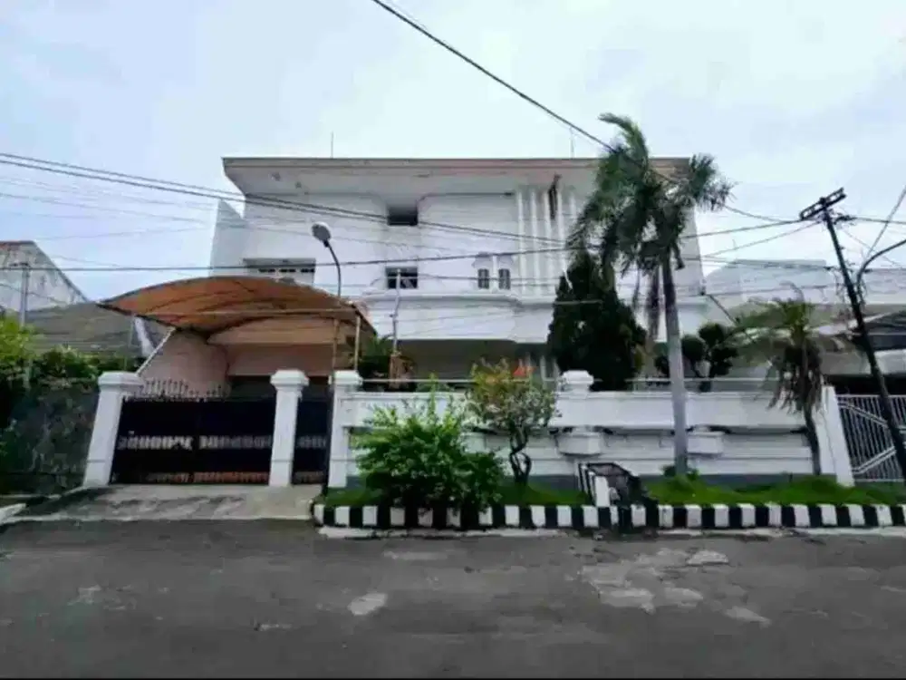 Dijual Rumah Mewah di Manyar Kertoarjo (Bonnet)