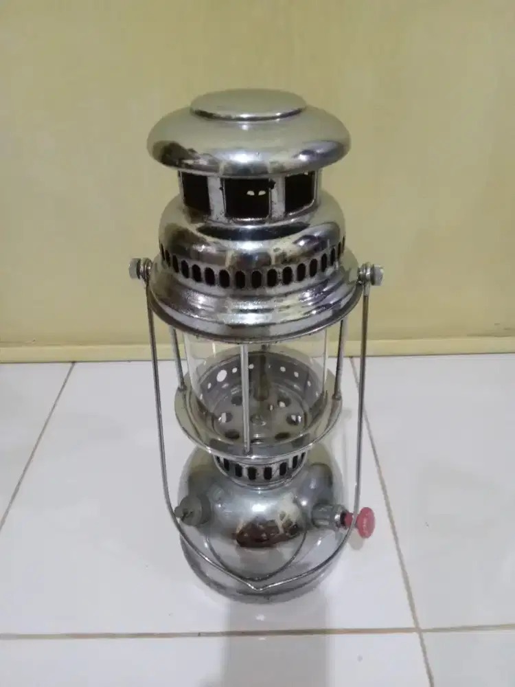 Lampu petromak jadul BUTTERFLY koleksi antik dekorasi vintage retro