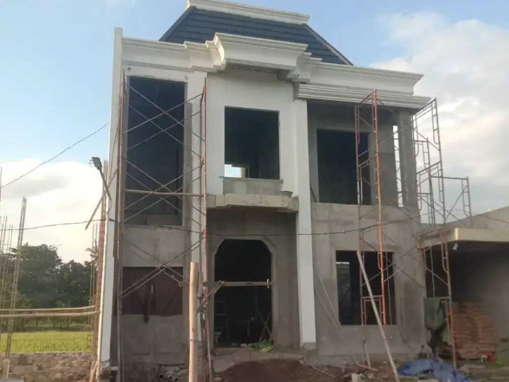 Rumah Eksklusif Jogja Dekat Tugu dan Pasar Ada Kolam Pribadi dan Masjid