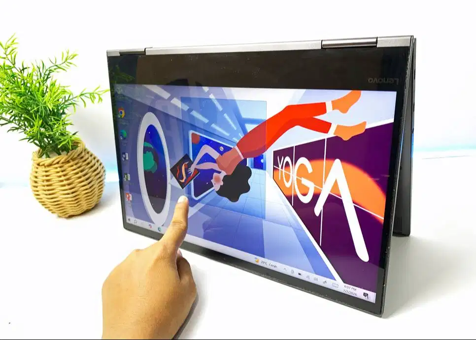 Laptop 2in1 Touchscreen Flip Lenovo Yoga core i7 Ram 16gb Ssd 512gb Fu
