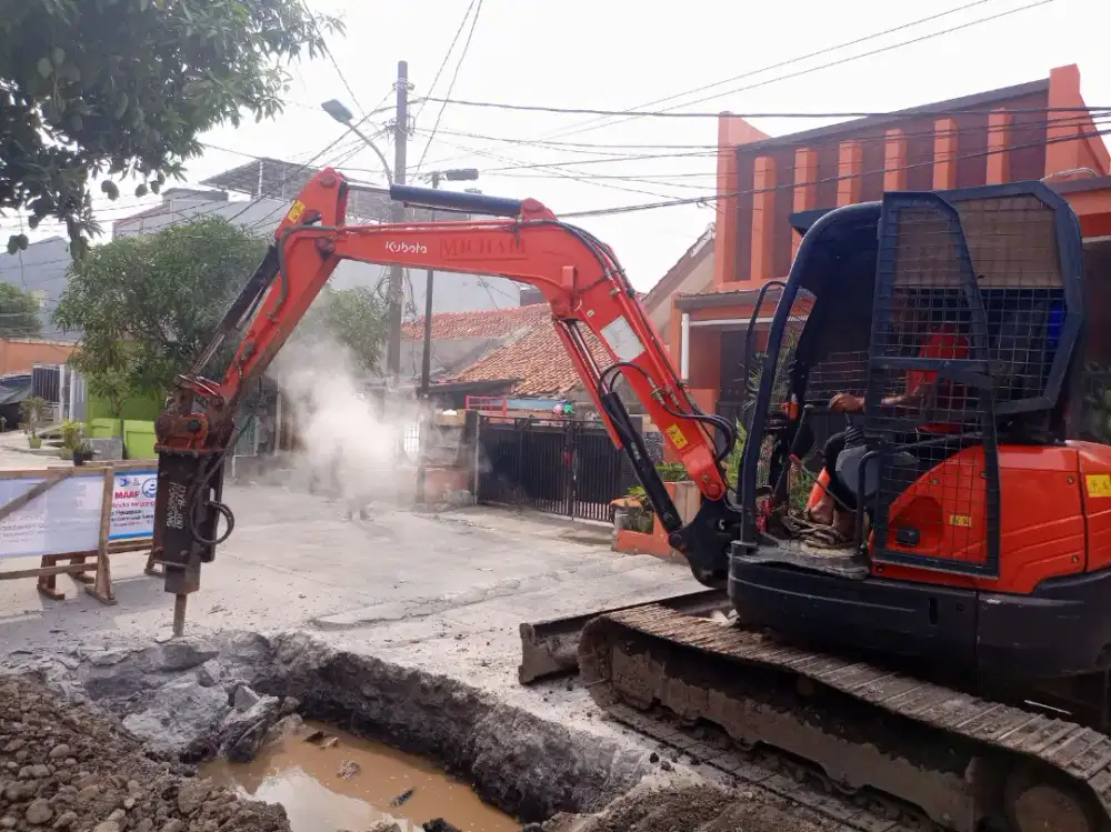 Sewa Excavator Bucket atau Breaker