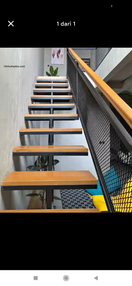 Tangga rebah minimalis