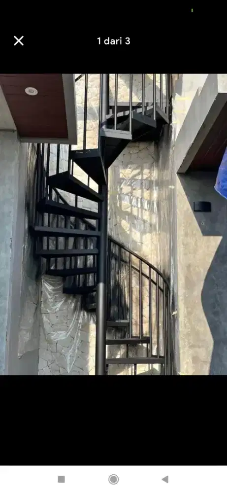 Tangga putar besi