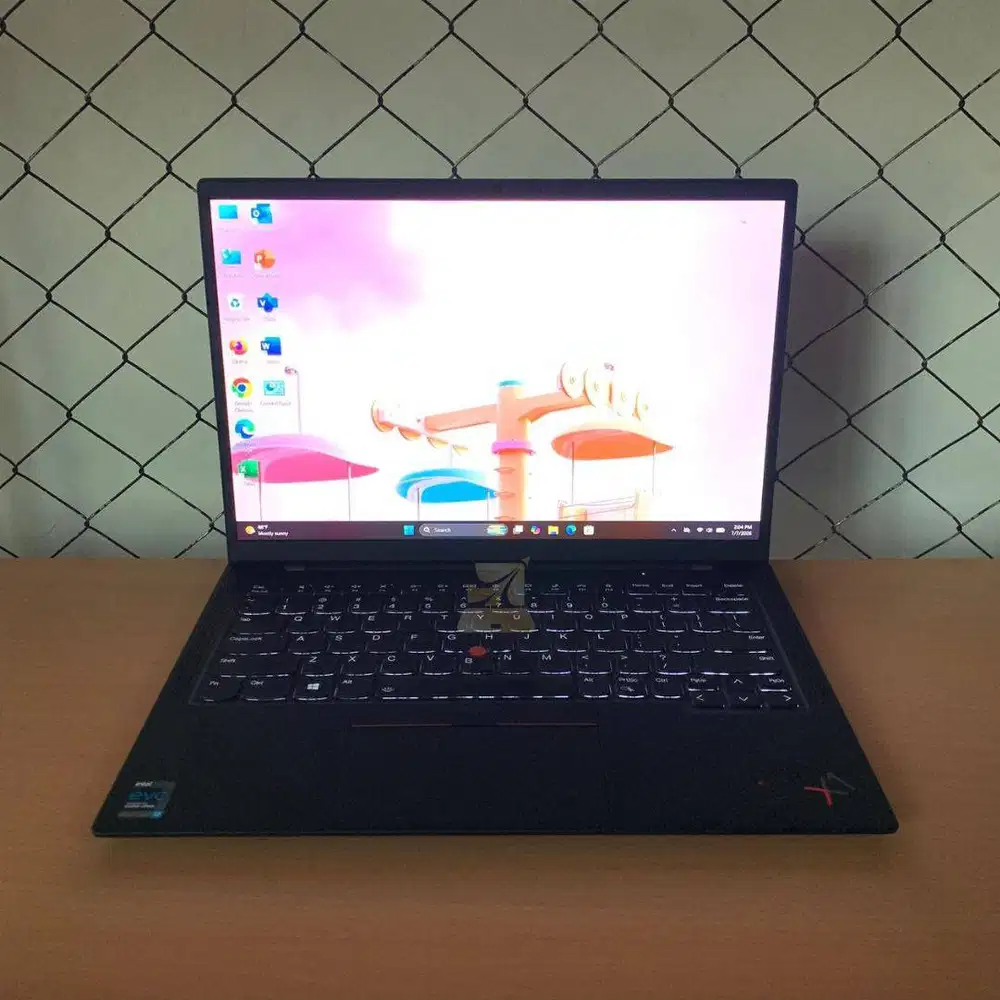 Lenovo ThinkPad X1 Carbon Gen 9 / i7-1185G7 vPro / 16GB / SSD 512GB /