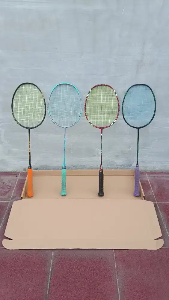Raket Badminton (Second/ Bekas)