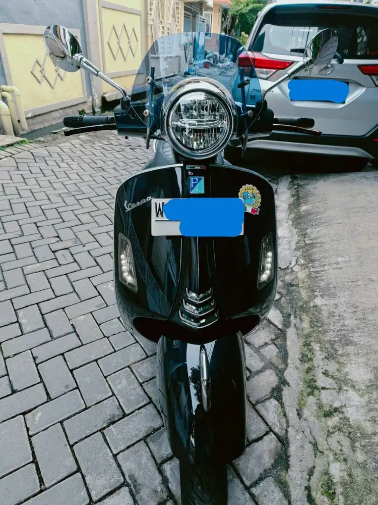 VESPA GTS S iGET ABS 2023 SECOND RASA BARU!! (BONUS MODIF 24 JUTA!!)