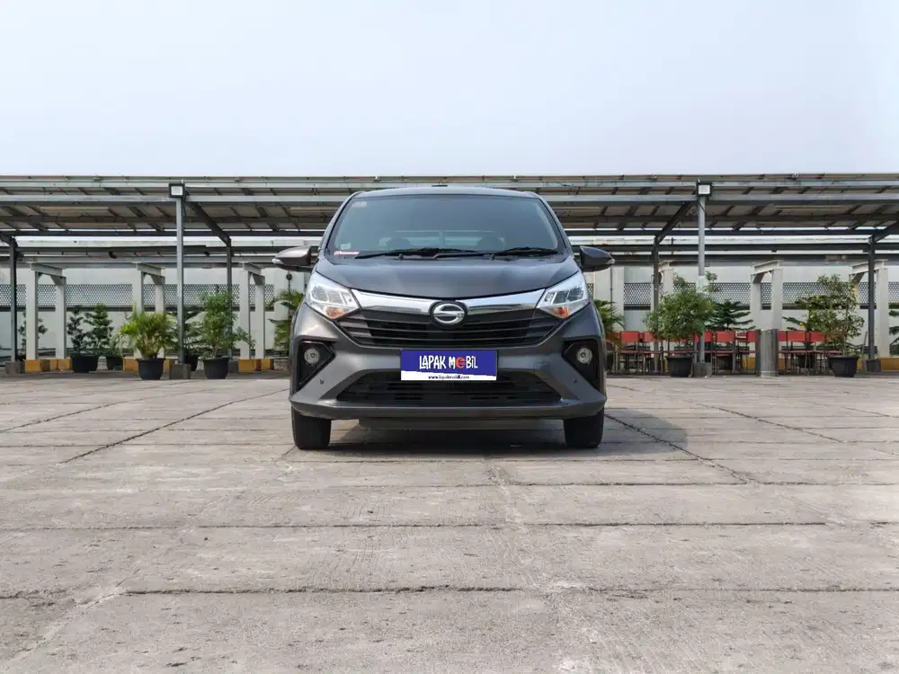 Daihatsu Sigra R Deluxe 1.2 Matic AT 2020 Abu KM 33RB