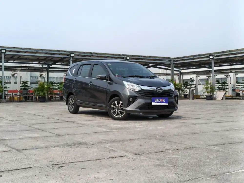 Daihatsu Sigra R Deluxe 1.2 Matic AT 2020 Abu KM 33RB