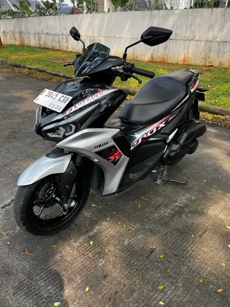 Aerox New 155  Conected Hitam Silver