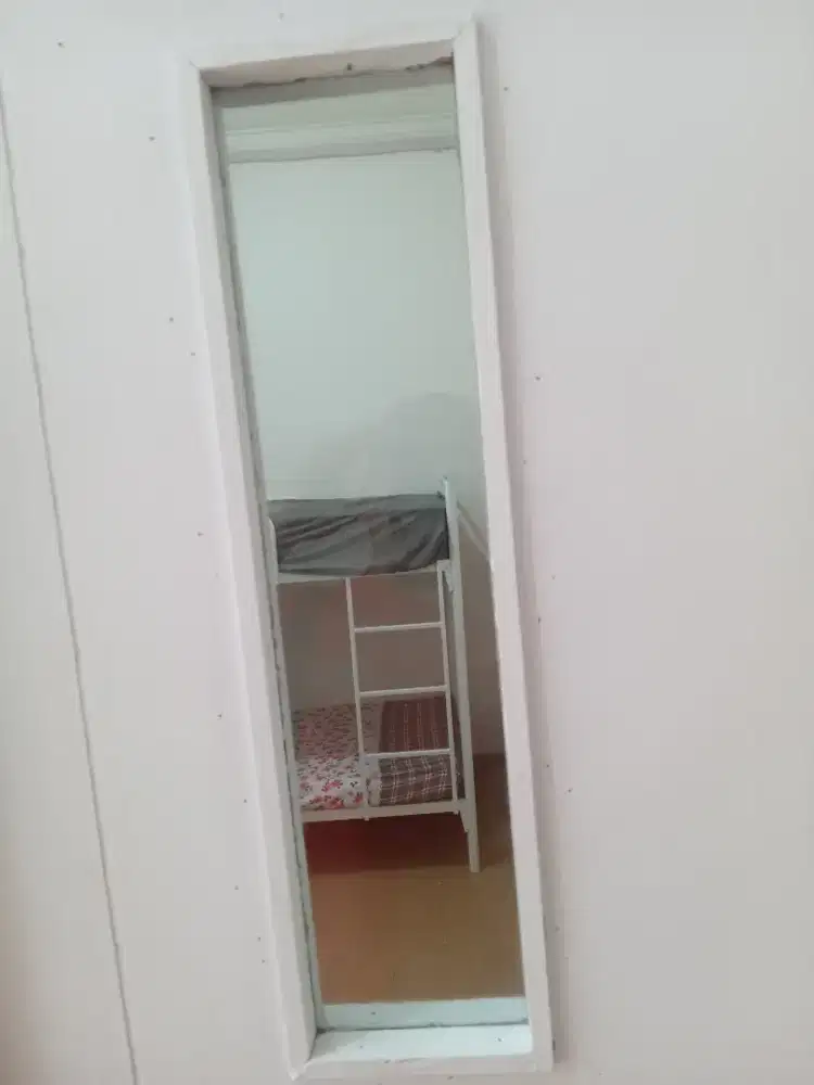 Tukang harian dan tukang cat