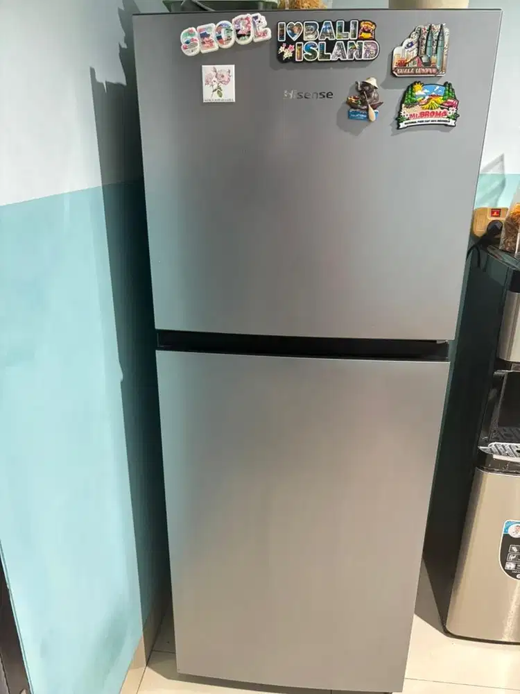 Kulkas hisense 223L