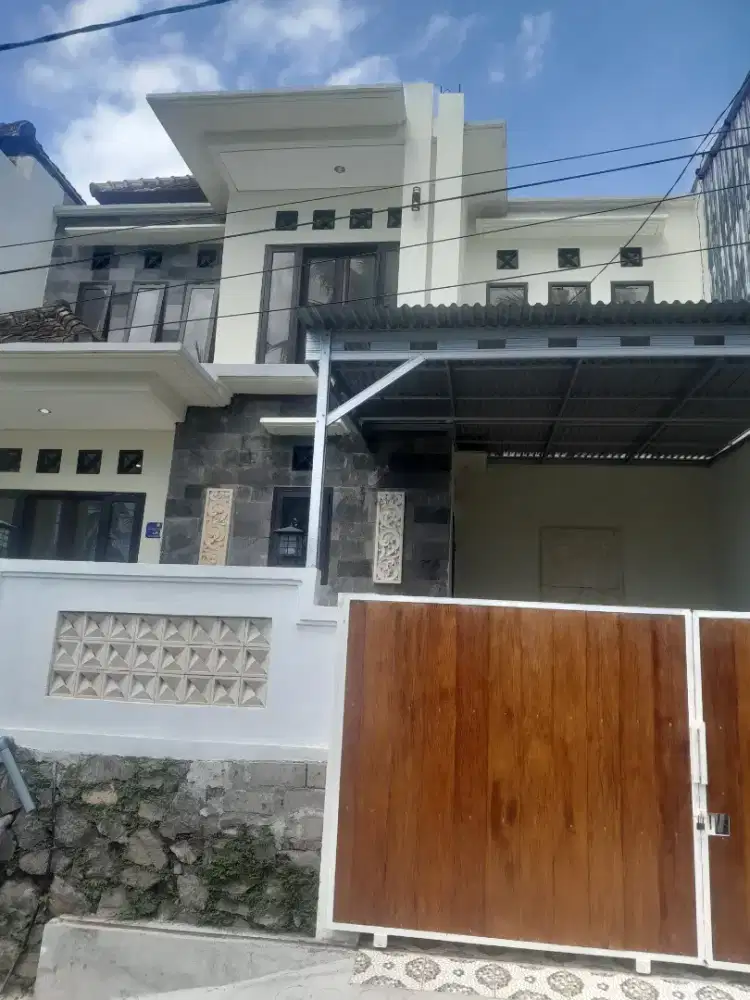Dijual unit rumah bertingkat indent full finishing
