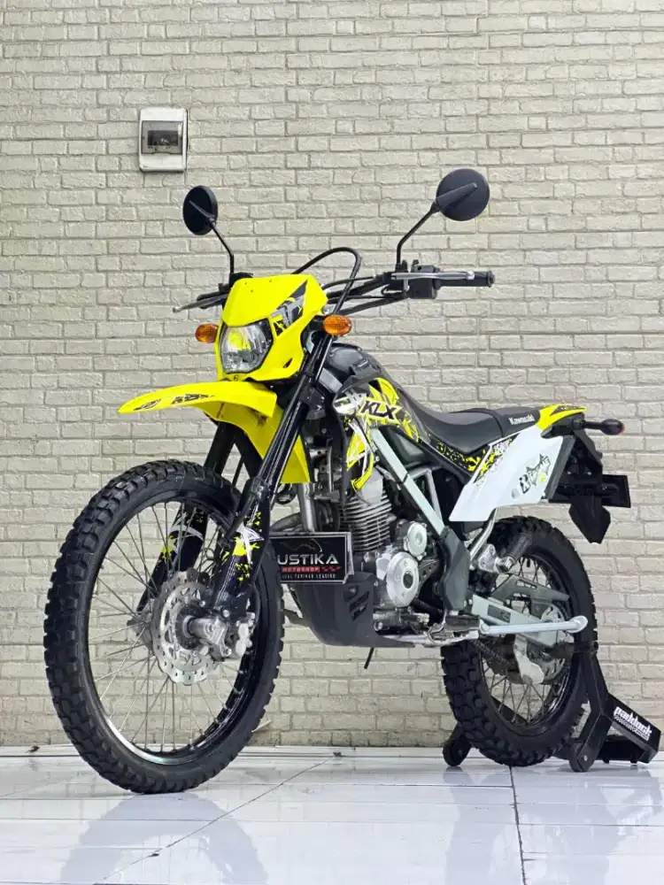 ODO 10RB‼️Kawasaki KLX 150 BF Extrem 2022 Kuning Simpanan
Dava mustika