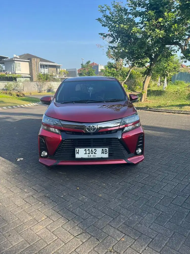 Veloz matic 1.5 cc merah