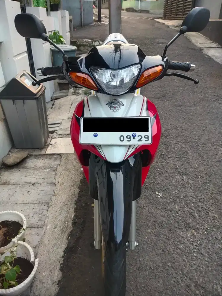 Suzuki Satria hiu 2004