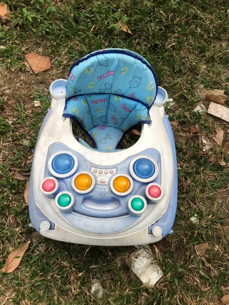 Baby walker second