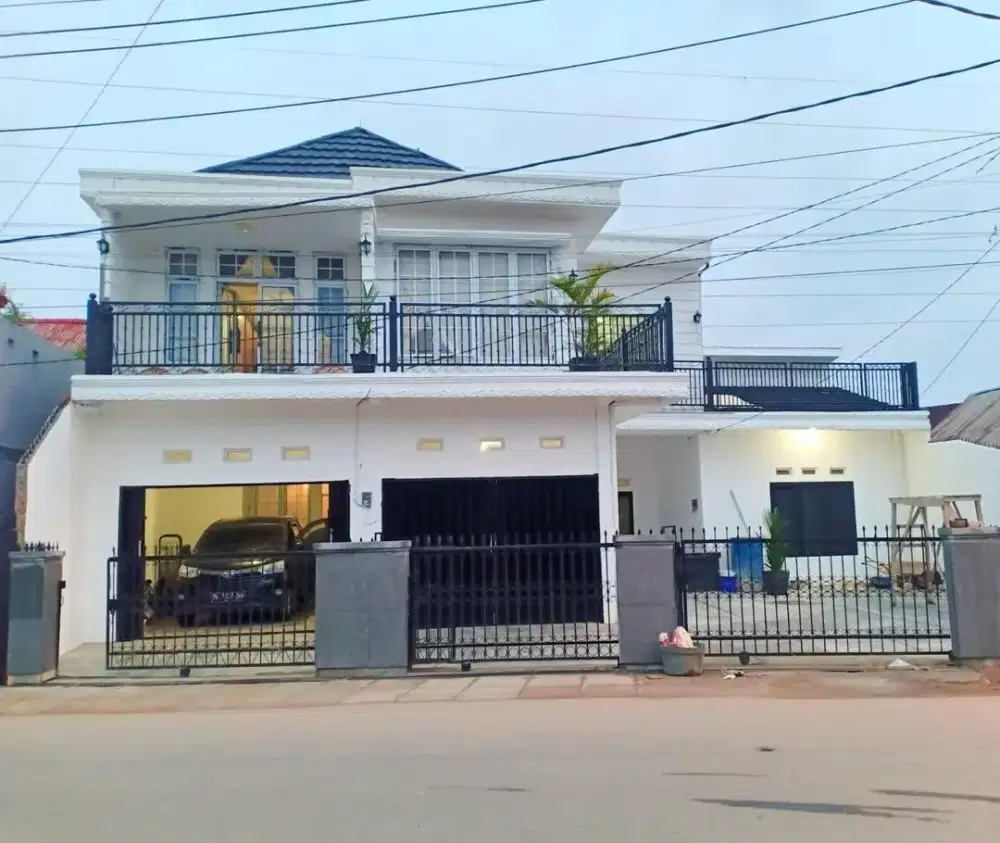 Dijual rumah type classic modern 2 lantai