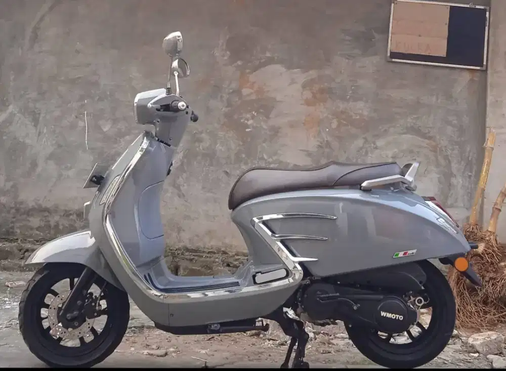 Scooter wmoto greta thn 2024