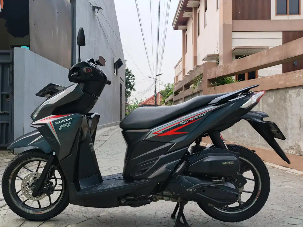 Honda Vario 125 LED  fi esp 2017 pajak hidup orsinil