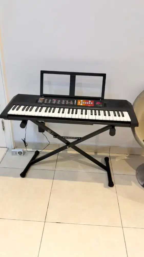 Jual second Keyboard YAMAHA PSR F51 Super Mulus dan Normal preloved