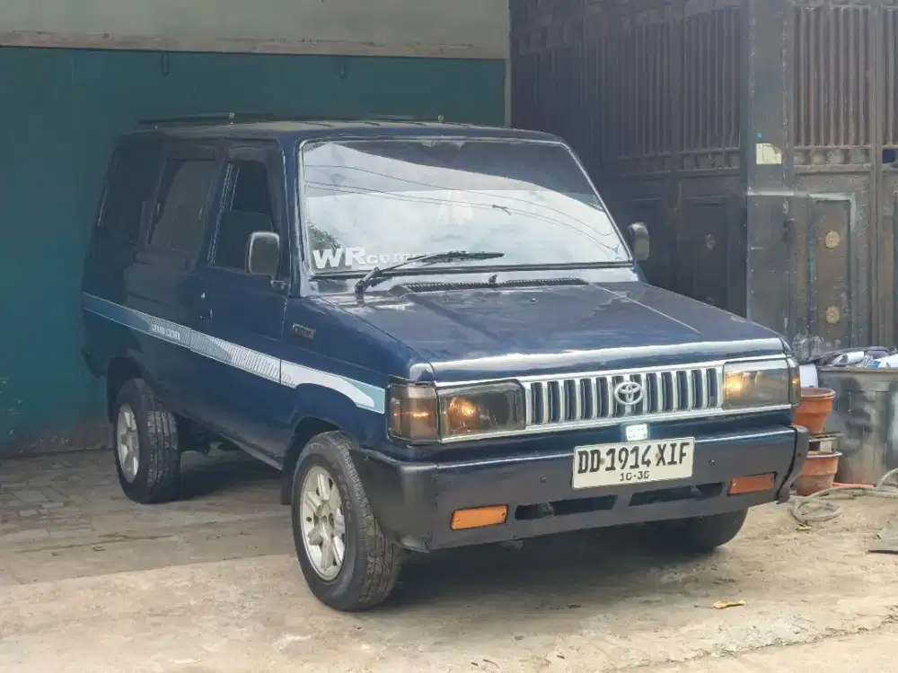 TOYOTA KIJANG SUPER LONG