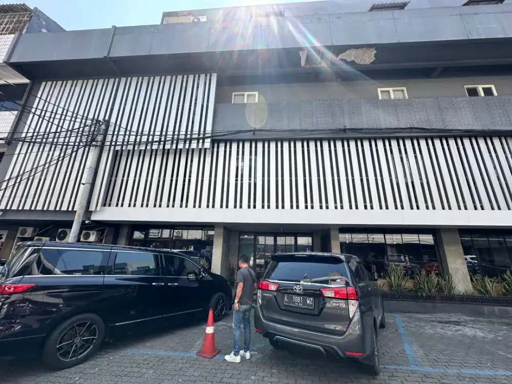 Hotel Pasif income Bintang 2 di Kedungdoro Pusat Kota Surabaya ada 67 kamar dengan Luas tanah 528m2