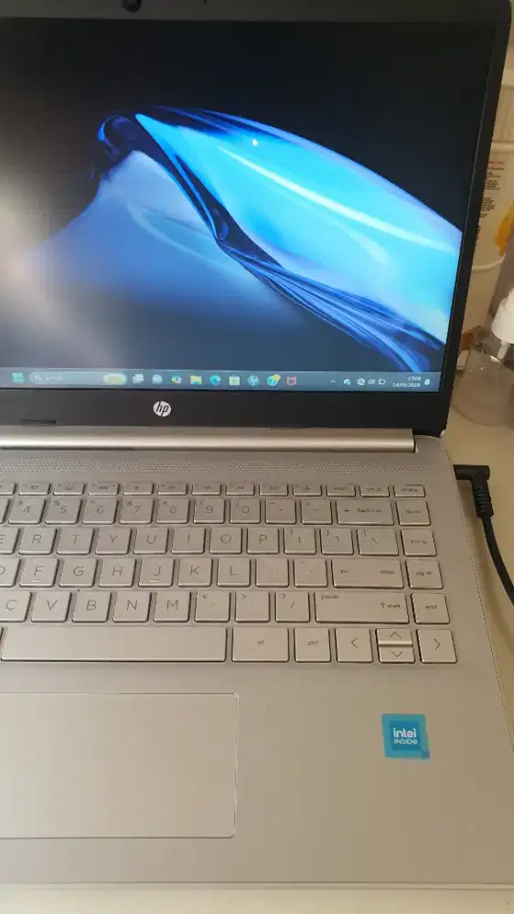 JUAL LAPTOP SECOND TANGAN PERTAMA