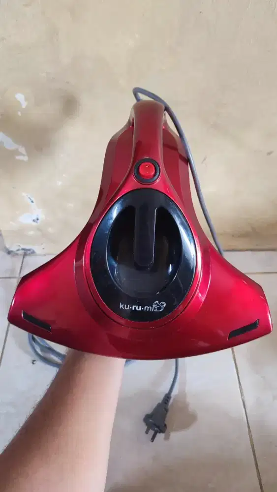 VACUM CLEANER UV  ( KU-RU-MI )