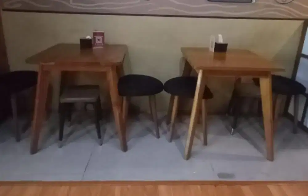 Dijual meja kursi kayu kualitas bagus