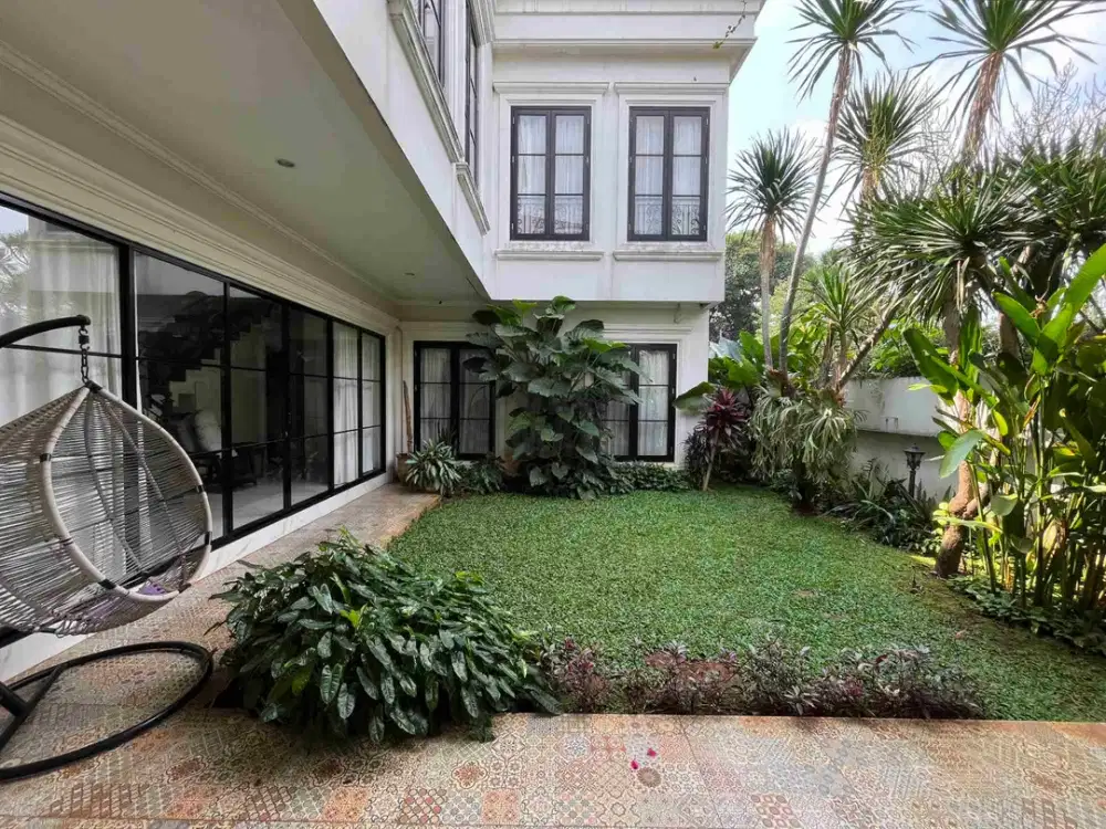 Dijual dan Disewakan
Rumah Cantik di Kemang Timur, Bangka, Mampang Prapatan, Jakarta Selatan.