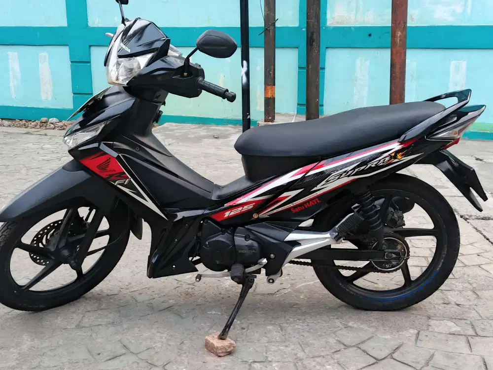 Honda Supra 125 2017 stater halus mulus terawat