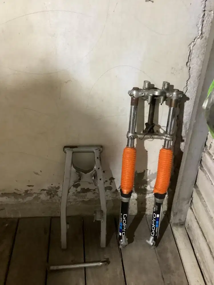 Shock Depan + Arm KLX 150 Original Copotan