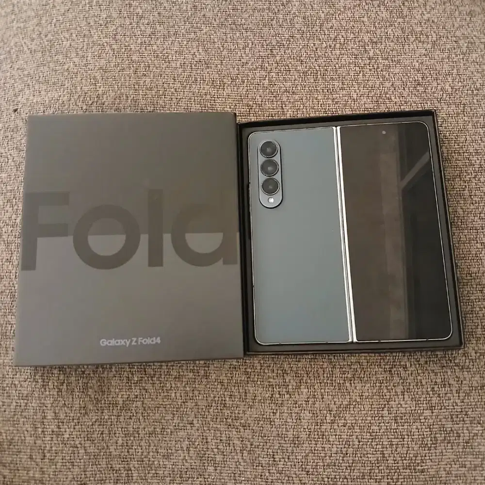 SAMSUNG Z FOLD 4 SEIN FULLSET