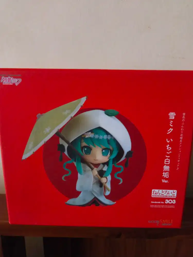 Nendoroid 303 Snow Miku Ichigo Shirataki Ver`* 

Rilis `Juli 2013`