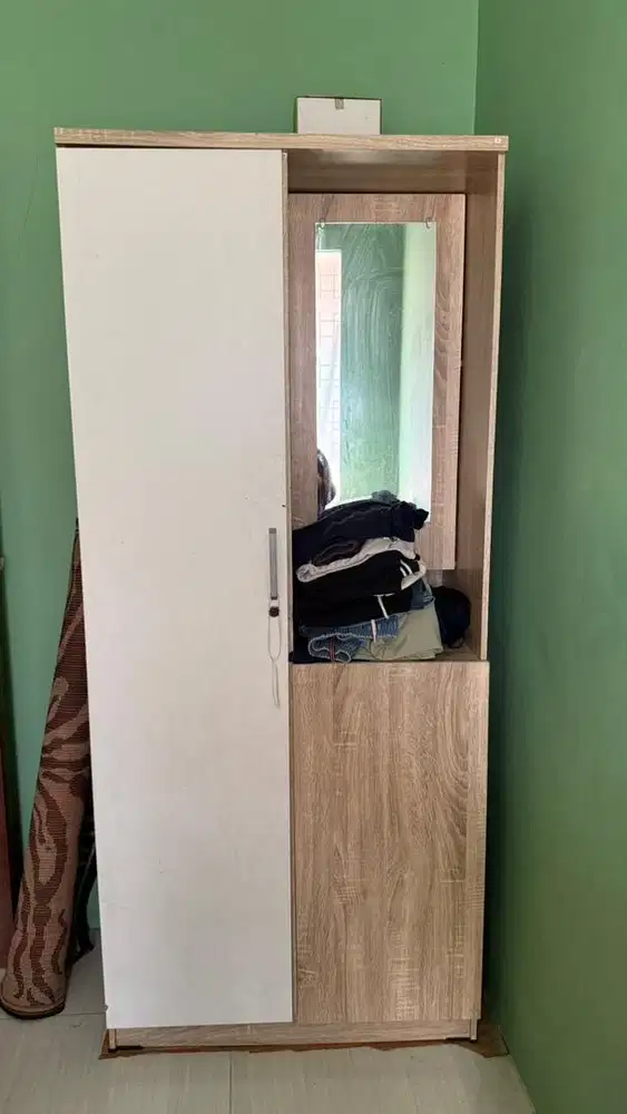 lemari bekas 2pintu